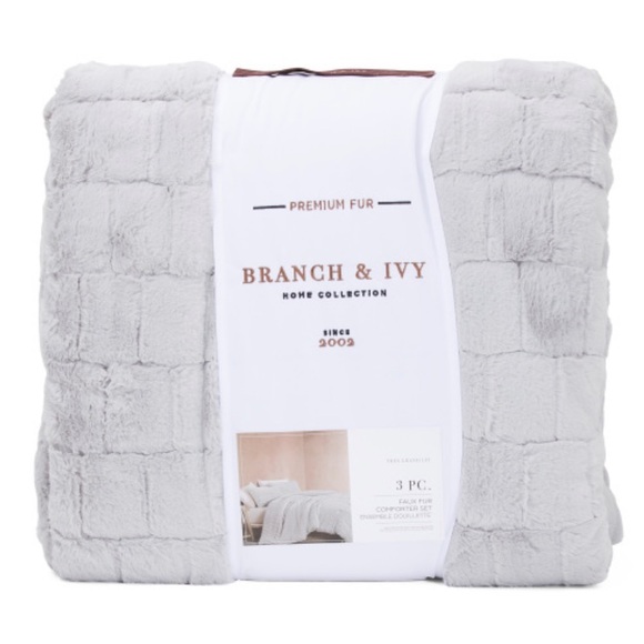 Branch & Ivy
3pc Luxury Faux Fur Comforter Set - Picture 1 of 3